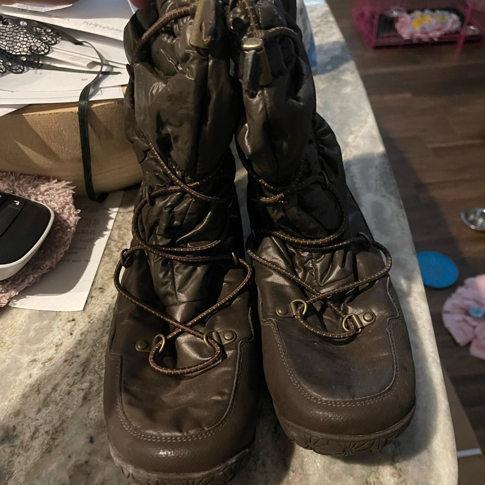 The North face winter grip primaloft boots